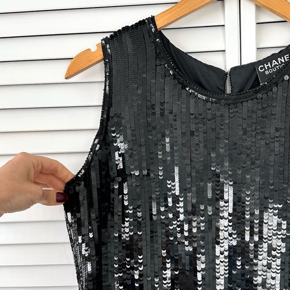 Chanel Vintage Black Sequin Hook Eye Women's Sleeveless Top Bergdorf Goodman NYC - Picture 7 of 15